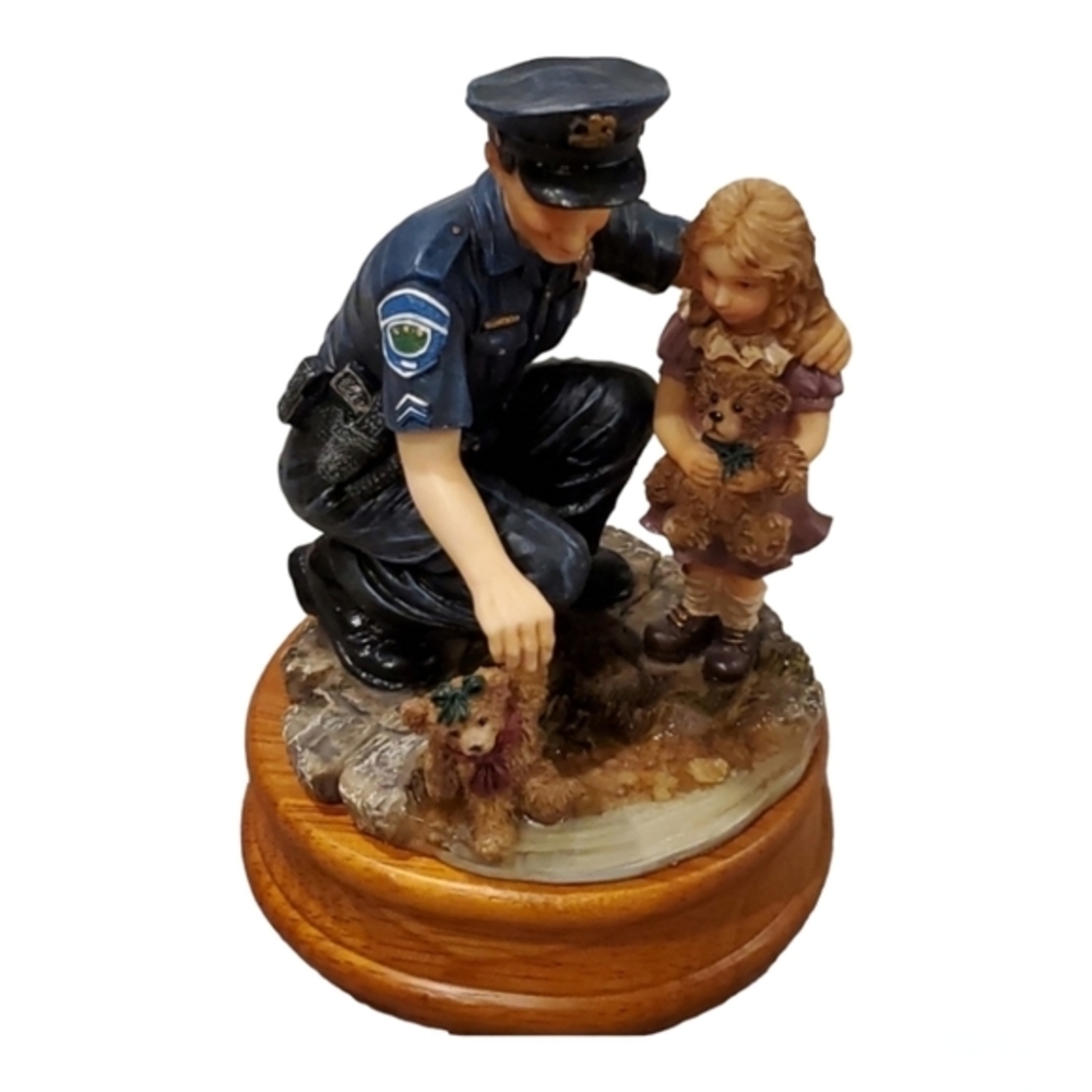 1999 Vanmark music‎ box figurine